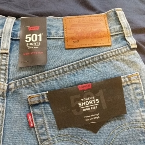 Levi's Del Norte Embroidered Jean Denim Shorts - Picture 3 of 8